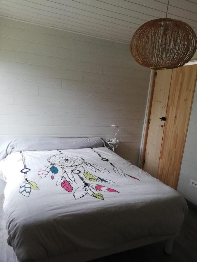 Вилла Au Coeur Du Jardin La Boussac Экстерьер фото