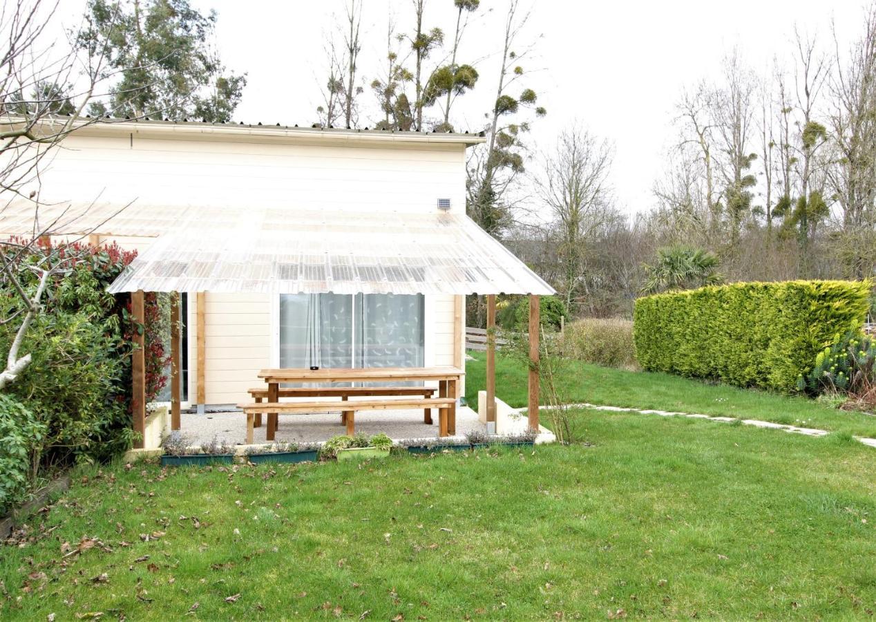 Вилла Au Coeur Du Jardin La Boussac Экстерьер фото