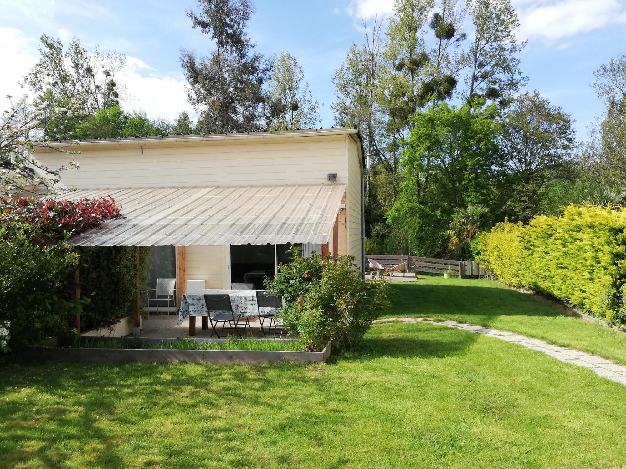 Вилла Au Coeur Du Jardin La Boussac Экстерьер фото